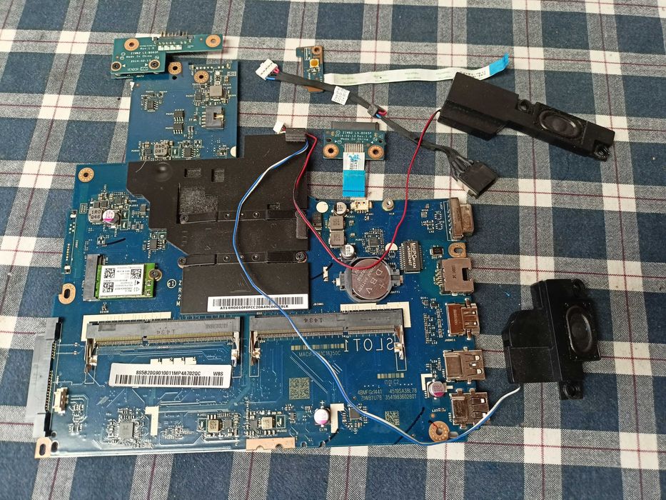 Elemente Lenovo B50-30 B50-45 B50-70 B51-80