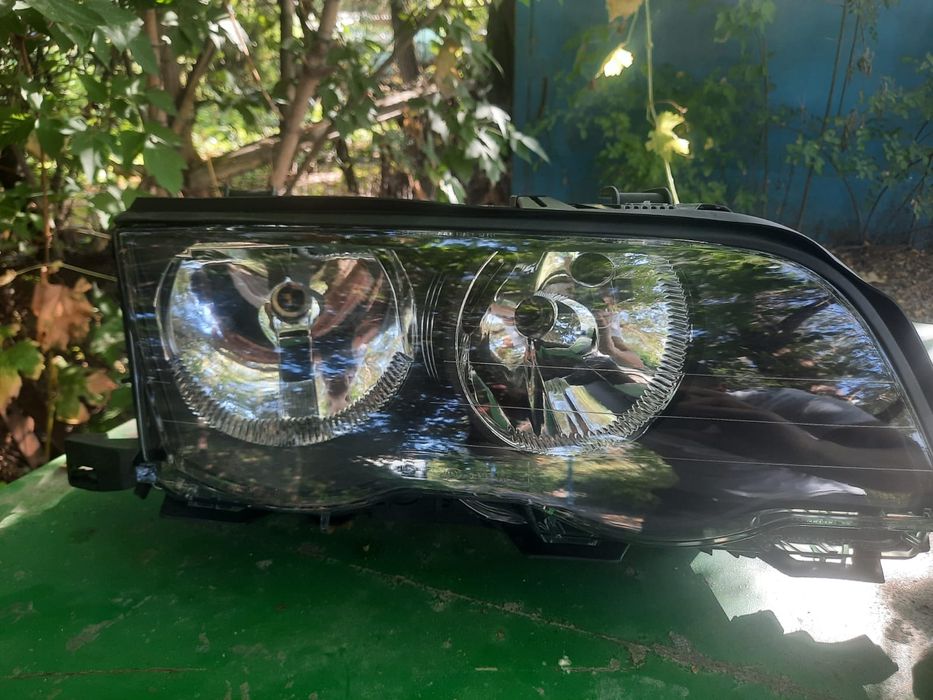 Фары передние на бмв Е46 новые bmw e46