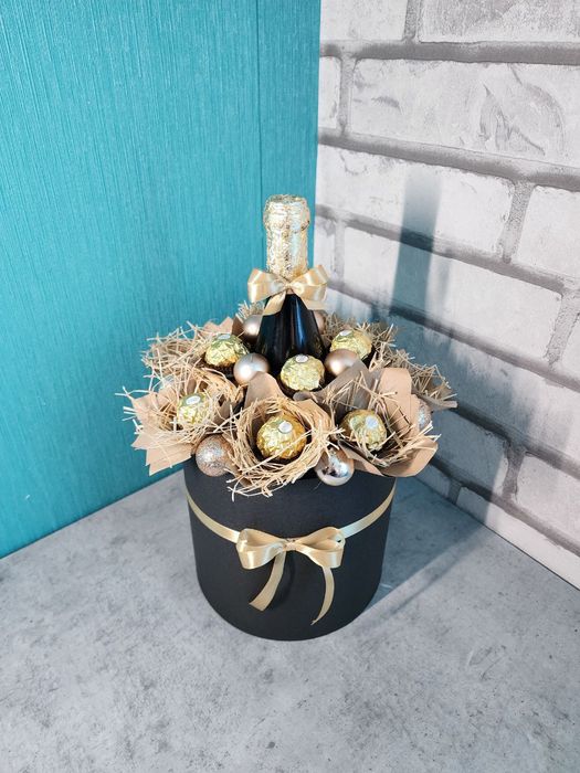 Живые цветы в шаре , оригинальные подарки