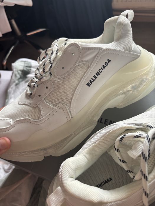 balenciaga triple s