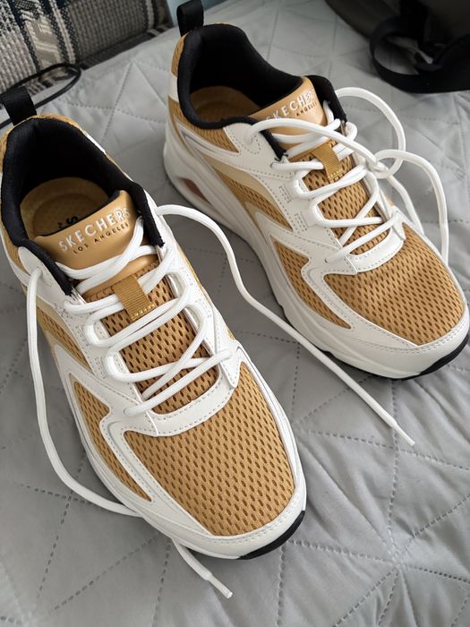 Skechers adidasi noi