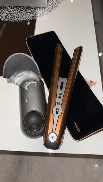 Преса за коса Dyson Corrale