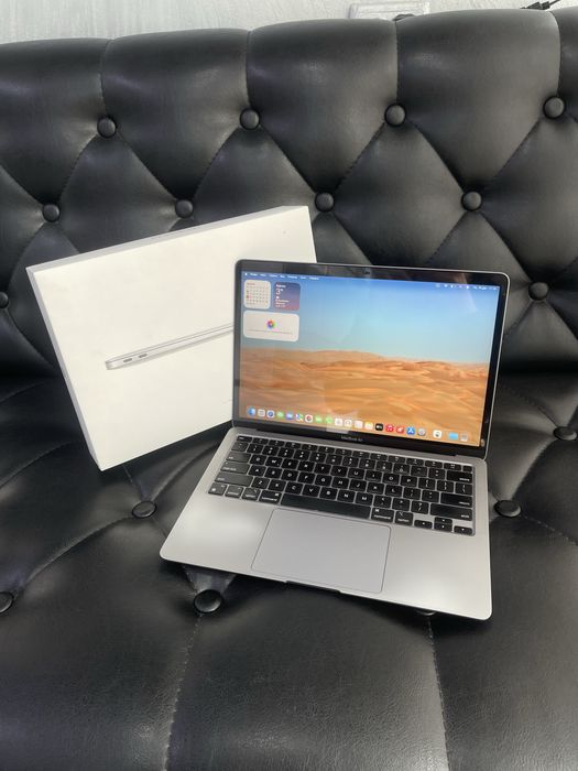 Apple MacBook Air M1 2020 года в идеальном состояние