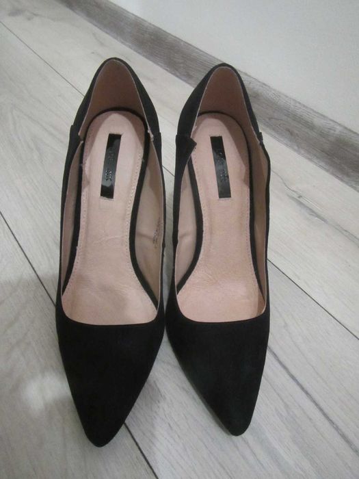 Обувки висок ток