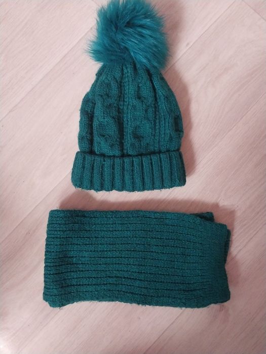 Продам шапки,шарфы,наборы