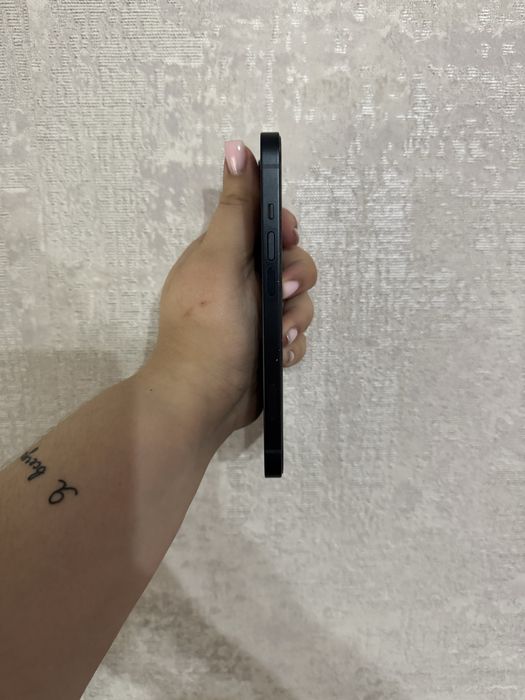 Продам айфон 13 синий