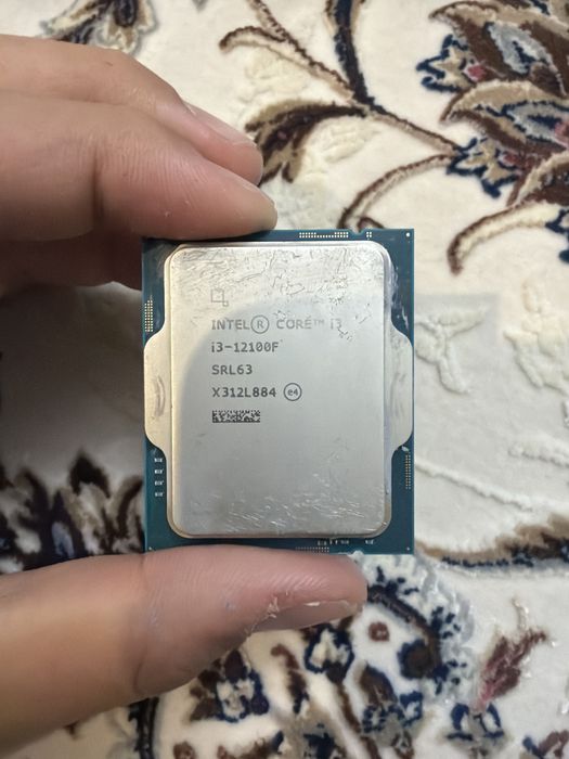 Процессор i3 12100F