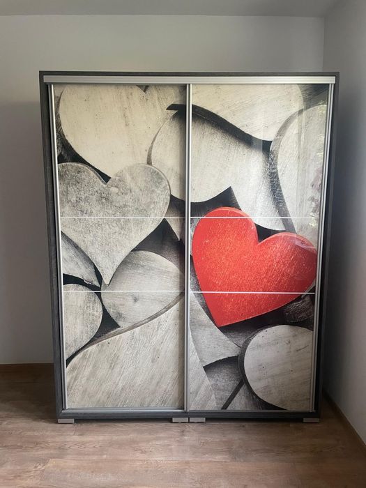 vând dulap dormitor