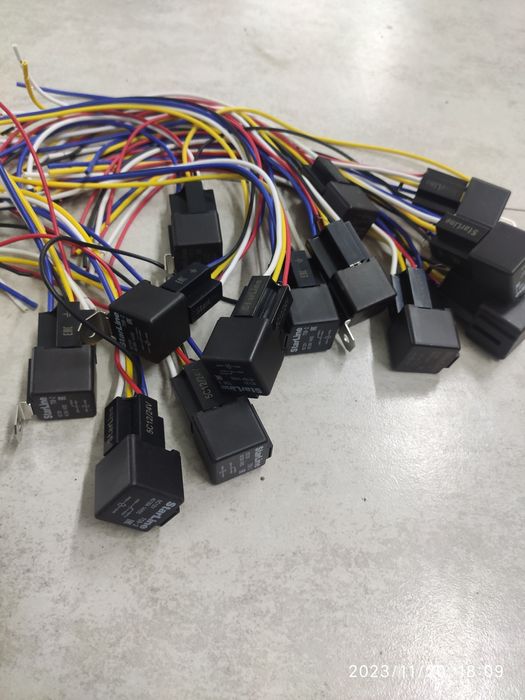 Реле пяти контактные оригинал Starline