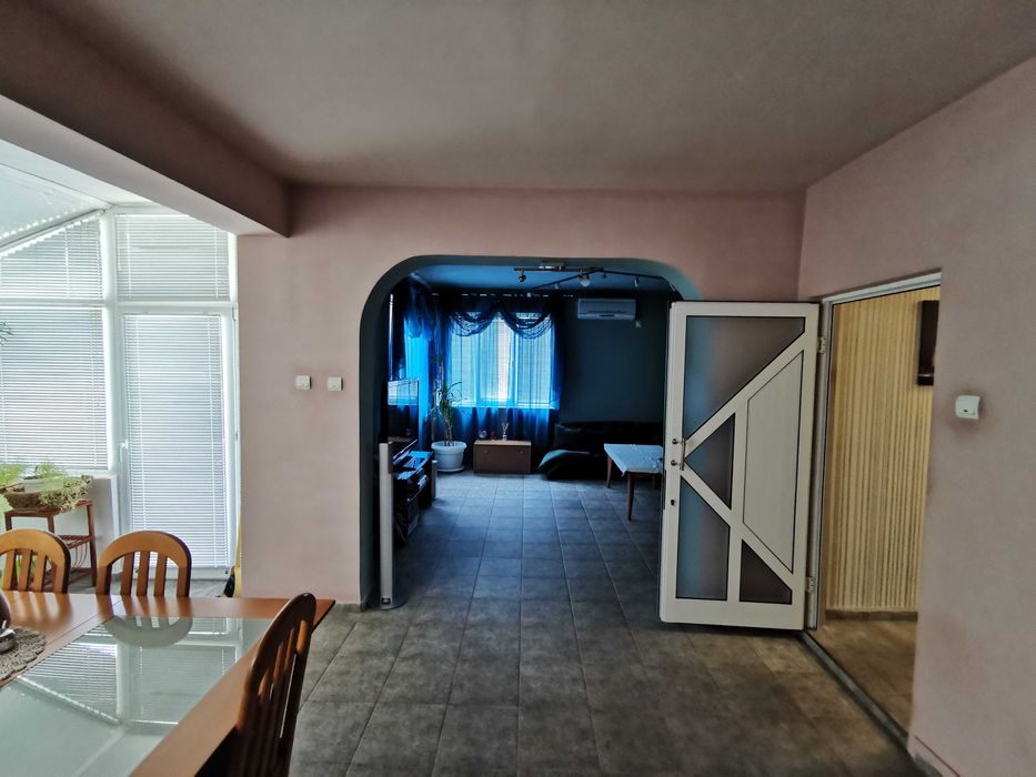Продава се Етаж от къща в Стара Загора, Център - 181 кв.м за 1437 €/кв.м - Снимка #3