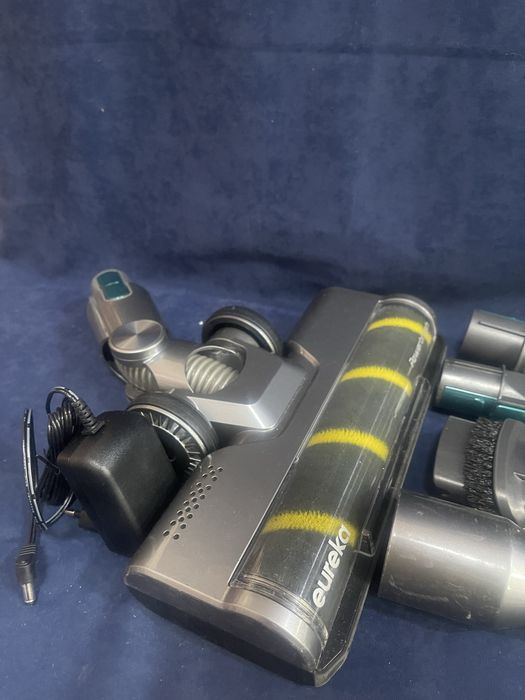 Безжична прахосмукачка Eureka AK9