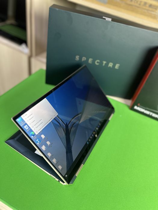 Новый ультрабук Hp Spectre x360! Core I7-1165G7. Озу 16Гб. SSD 1Tb.