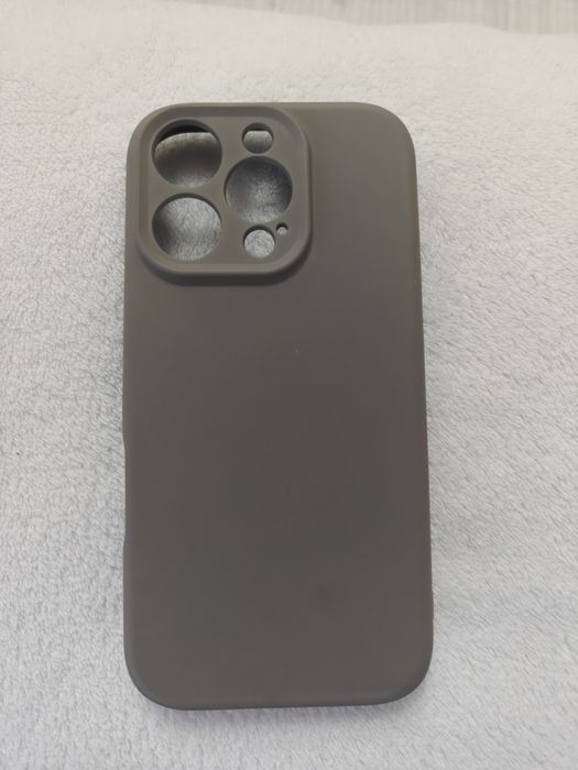 Силиконов калъф за iPhone 16 pro