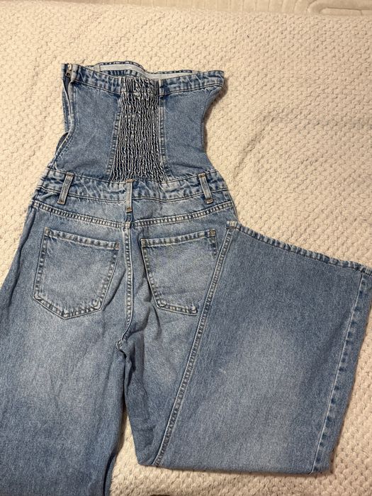 Гащеризон Bershka