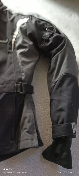 Текстилен мото облекло