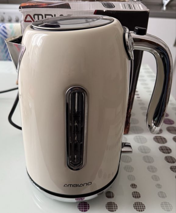 Електрическата кана Ambiano Premium Kettle