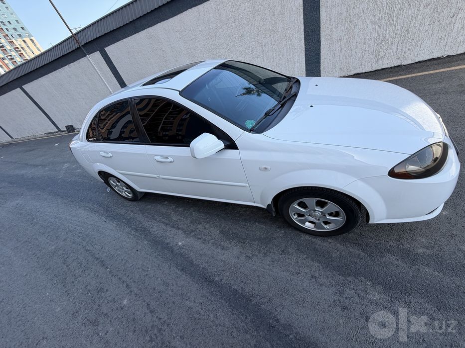 chevrolet Gentra AT