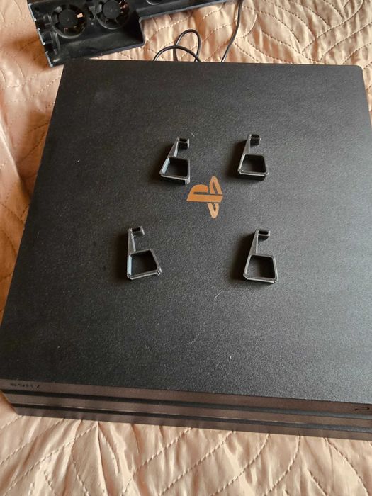 Playstation 4 pro 2дж. Uncharted collection