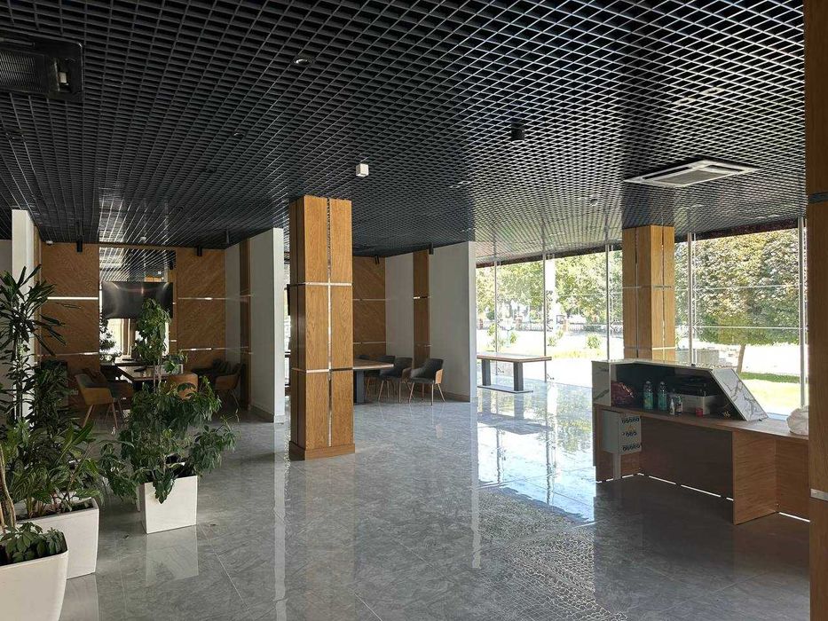 Продается бизнес центр в Мирабадском районе. Ориентир метро "Айбек"