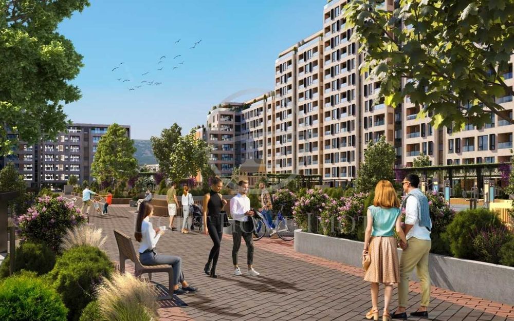 Продава се Тристаен апартамент в Пловдив, Тракия - 116 кв.м за 1495 €/кв.м - Снимка #1