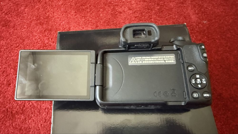 Vand Canon R50 kit