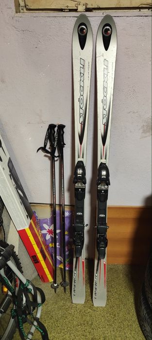 Ски, щеки и обувки