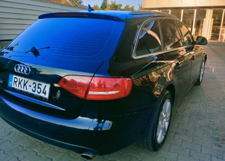 AUDI A4 Avant 2010 — imagine 4