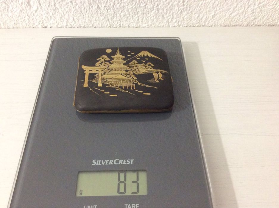 Японска табакера