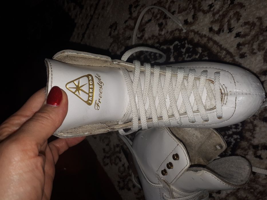 Коньки профессиональные для 1-2 прыжков