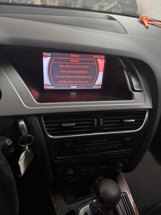 Display navigatie ecran color MMI pentru AUDI A4 B8 model 2010