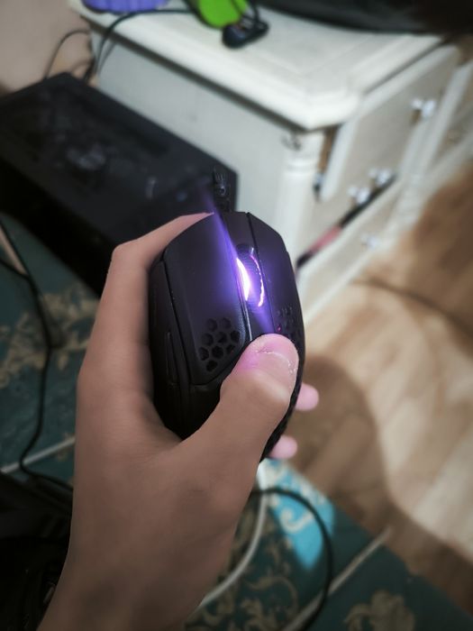 Продам мышку hyperx