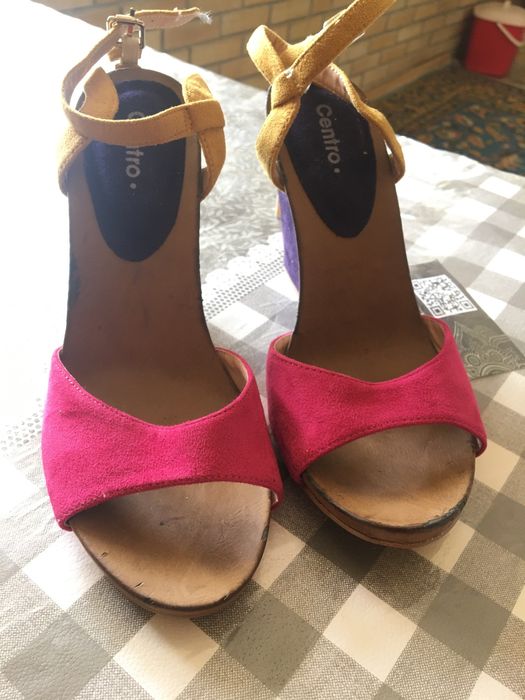 Продается обувь новый