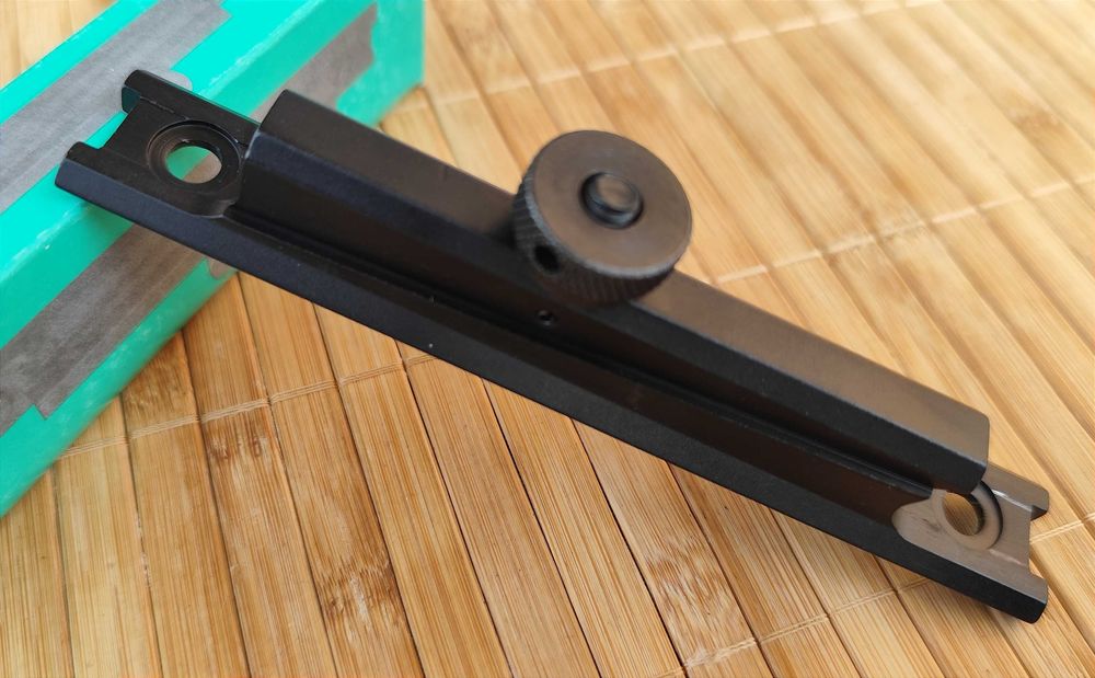 Пикатини релса за монтаж върху дръжка на М4/М16