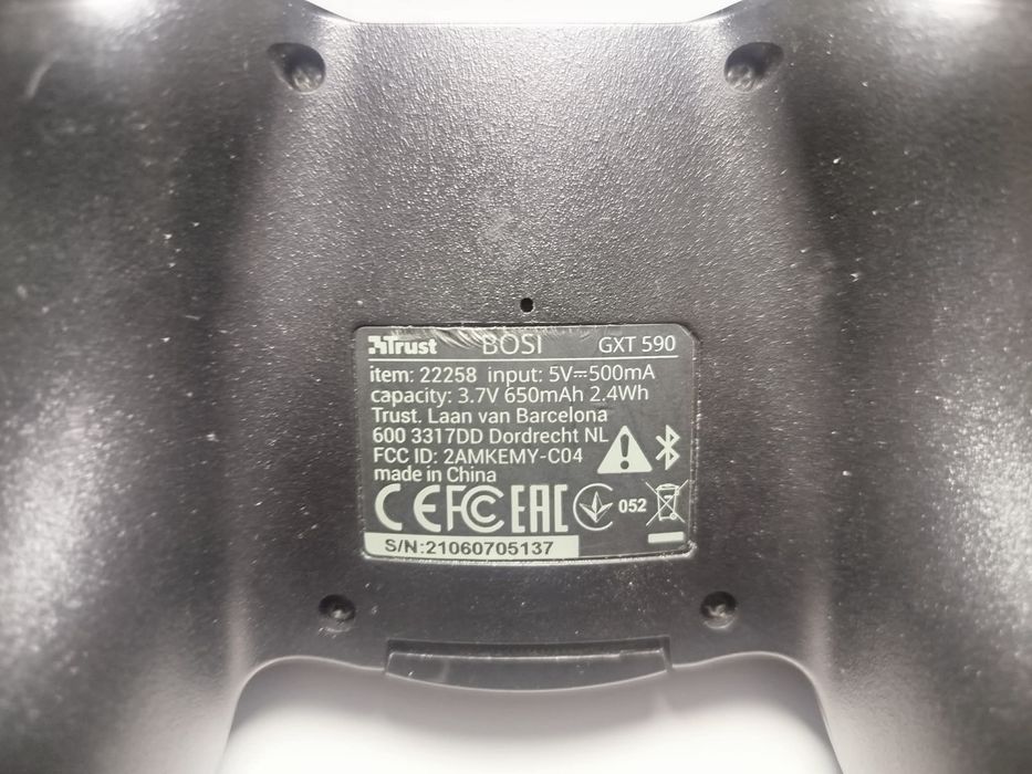 Trust GXT 590 джойстик