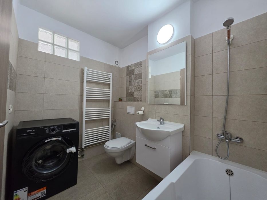 Garsonieră/Apartament 1 cameră decomandat cu loc de parcare