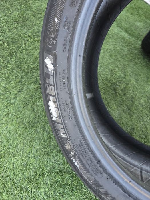 245 45 20 michelin