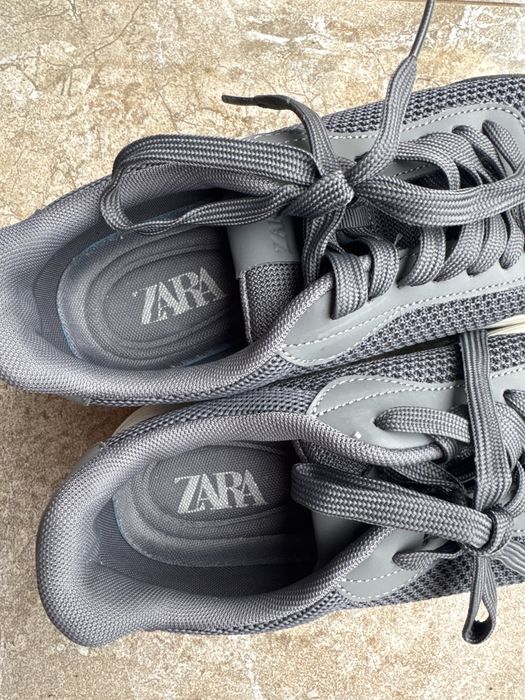 Кроссовка женская Zara