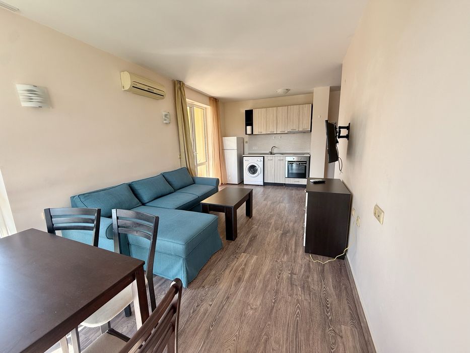 Дава се под наем Двустаен апартамент в Свети Влас - 68 кв.м за 105000 € - Снимка #5