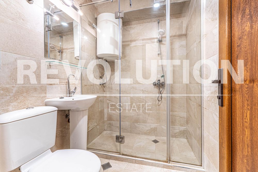 Дава се под наем Тристаен апартамент в Пловдив, Съдийски - 87 кв.м за 562 € - Снимка #10