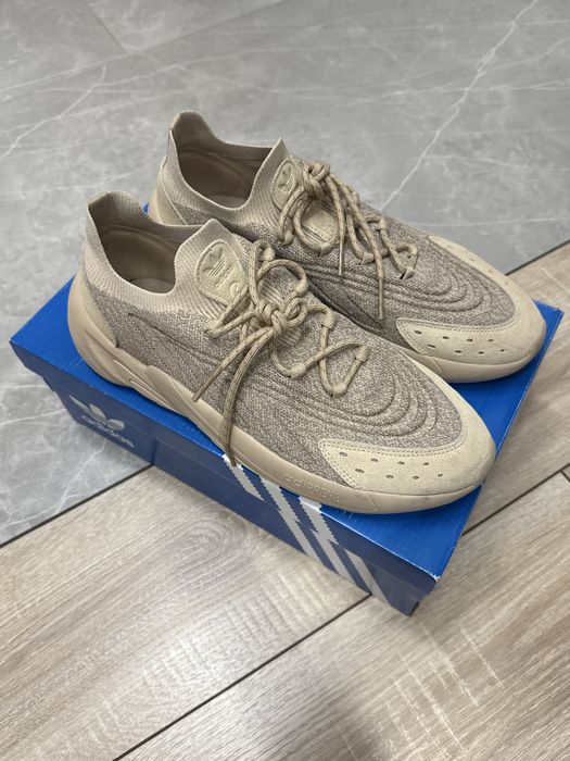 Кроссовки Adidas Ozelia оригинал