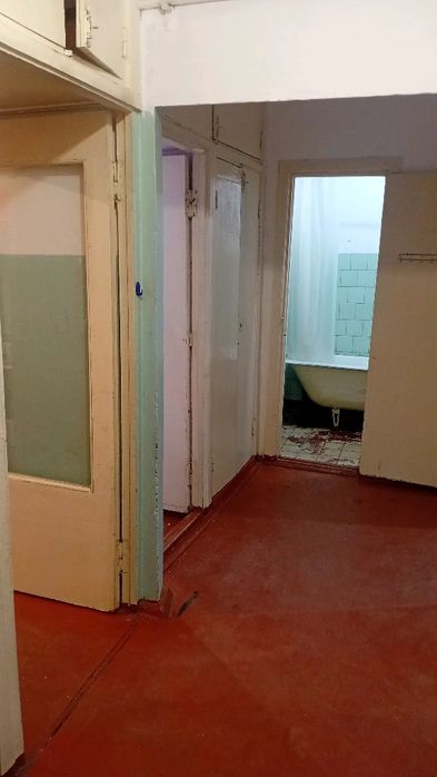 2х ком. кв. продам в 9мкр дом 52а