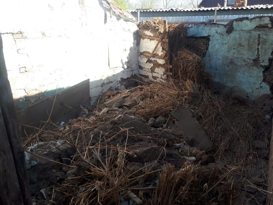 Снос и вывоз  домов землянок