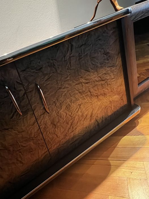 Doua corpuri pentru living
