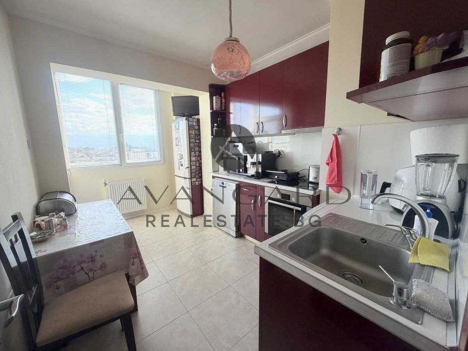 оф.25302 Обзаведен тристаен реална квадратура/ Кършияка