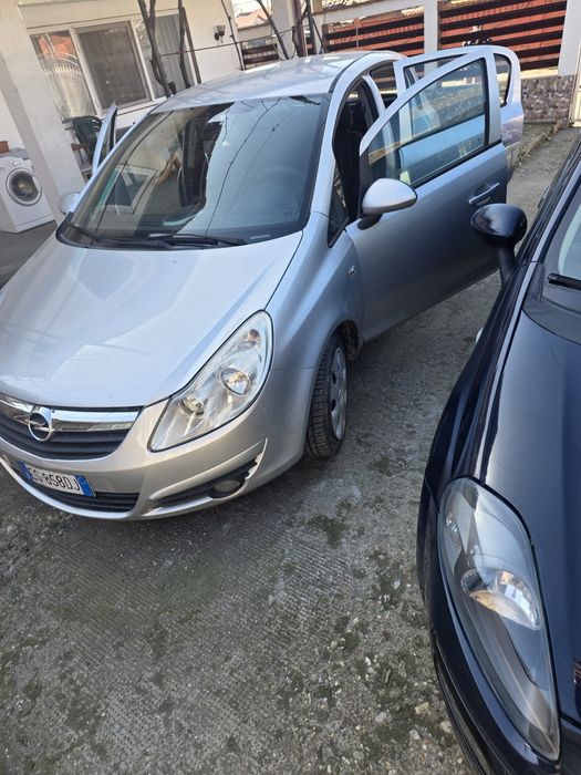Vand Opel Corsa 2010, 1.2 benzina