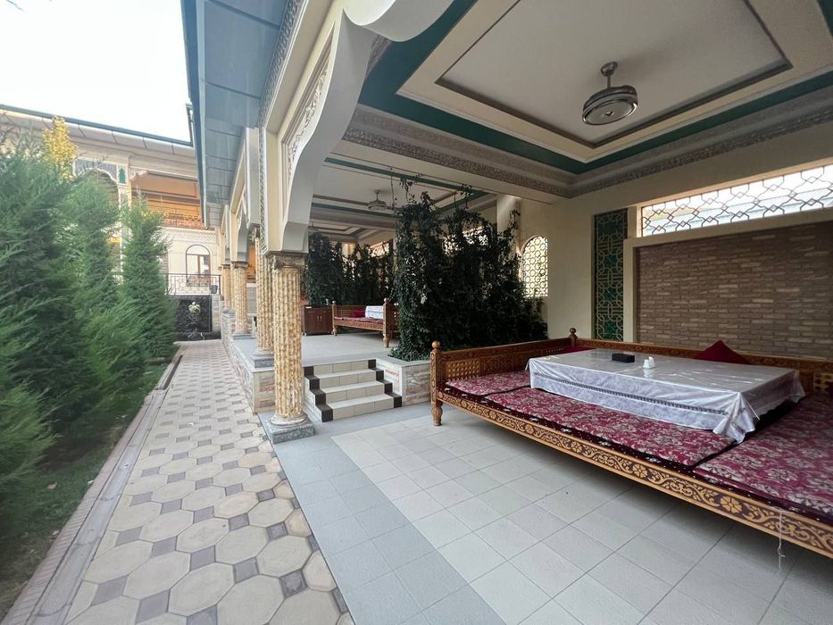 Сдаётся Действующий ресторан Бостанлыкский район Бочка  1300м2