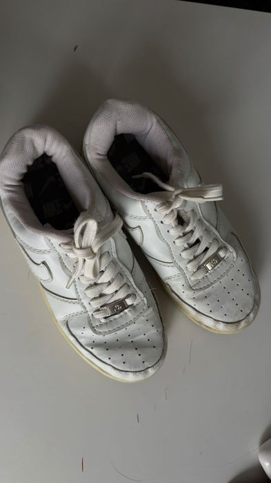 Продам оригинальные кроссовки "Air Force 1"