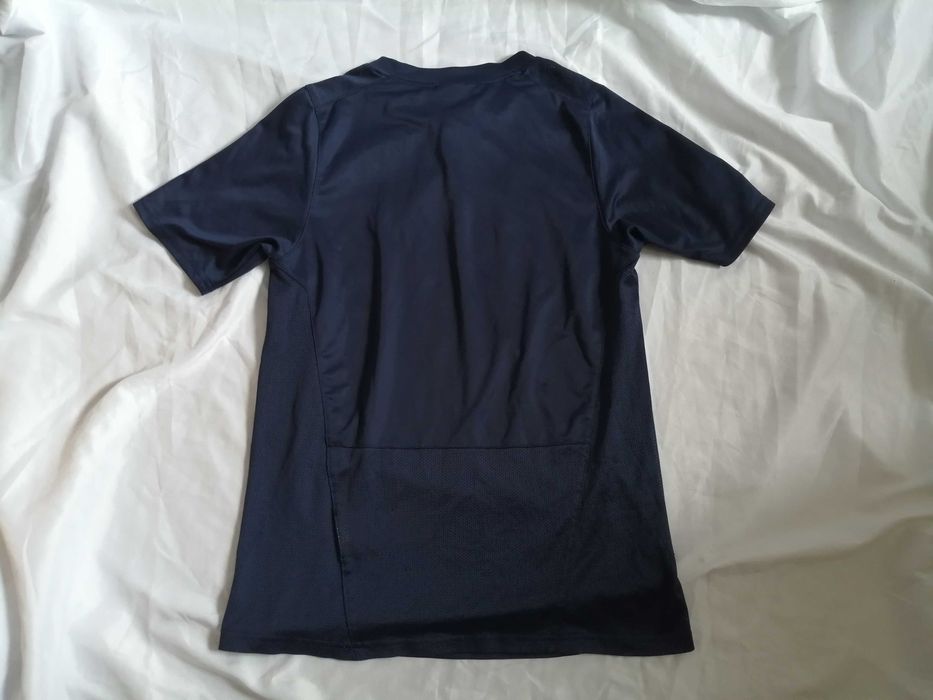 Nike DRI-FIT оригинална момчешка тениска р-р L - за 12-13 годишни, ръст около 152-158 см