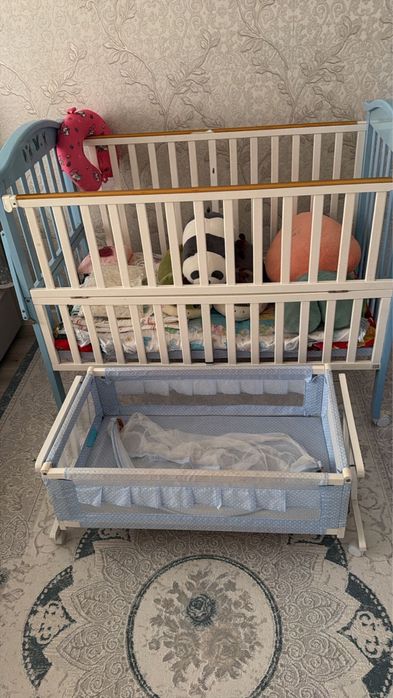 Детская кроватка.