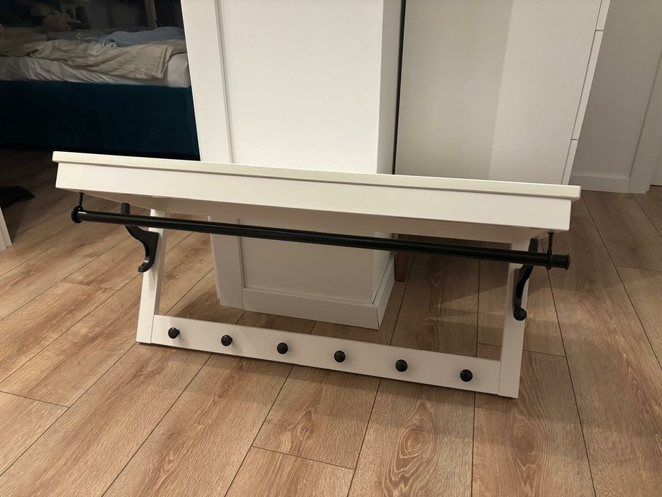 cuier suspendat cu bara